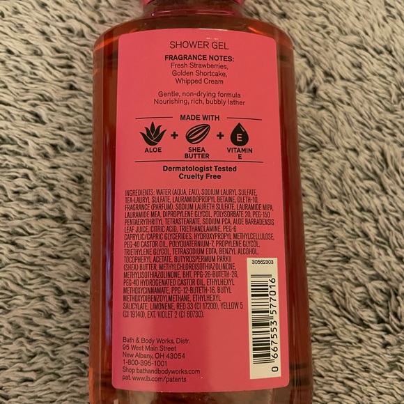 **NWT** Bath & Body Works Strawberry Poundcake body wash and lotion - Picture 5 of 7